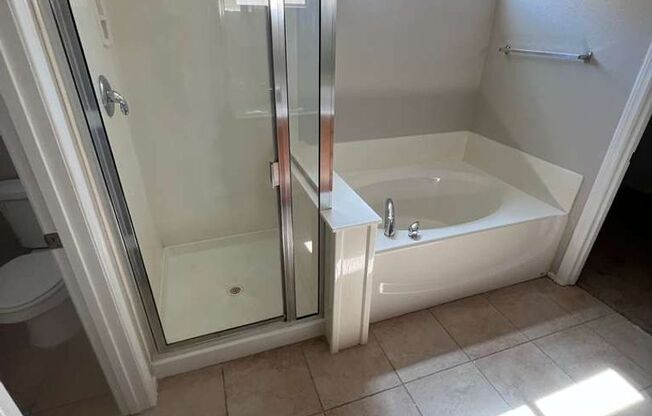 Beautiful 4 Bedroom 2 1/2 Bath Home!!! Property Ready for MOVE IN!!!