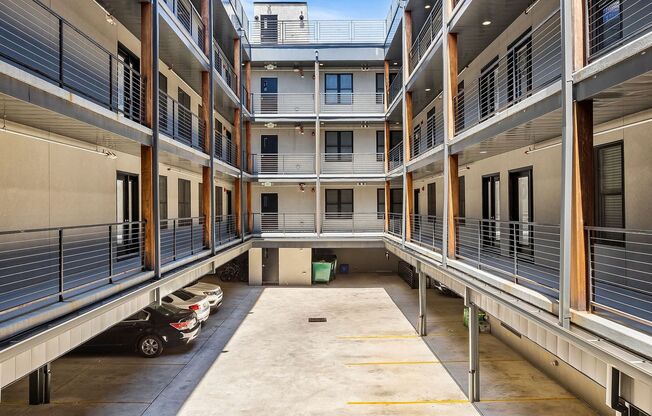 1 bed, 1 bath, 691 sqft, $1,489, Unit Unit 20