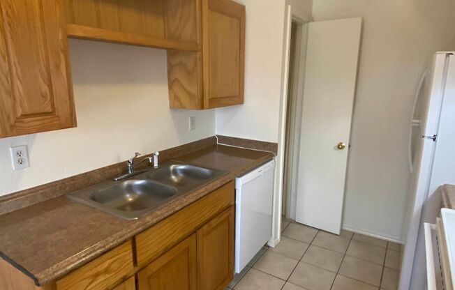 300 South Magnolia Street