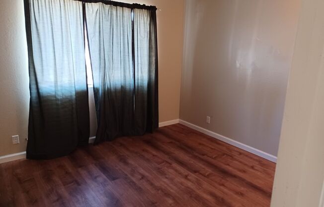 3 beds, 2 baths, $2,600