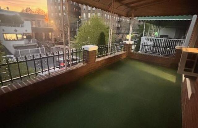 107 DAHILL RD