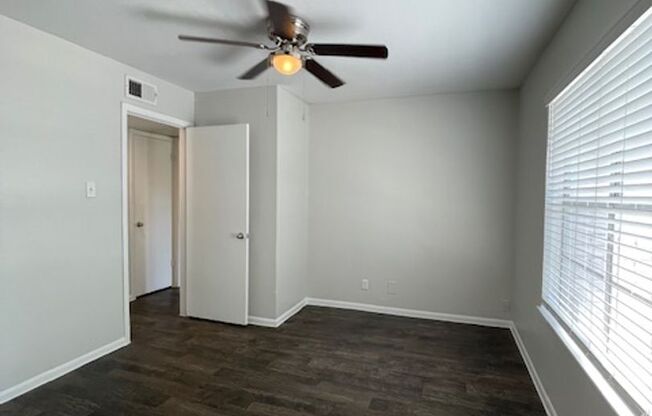2 beds, 2 baths, 931 sqft, $1,195, Unit 05-0502