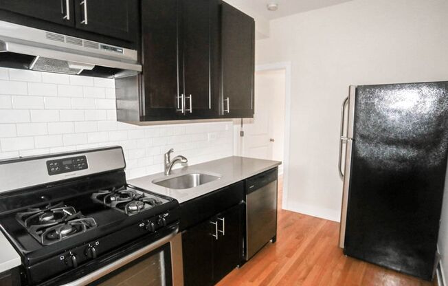 2 beds, 1 bath, 695 sqft, $2,175, Unit 5115-1