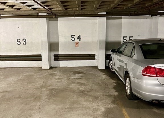 1 bed, 1 bath, 820 sqft, $3,500, Unit 1003