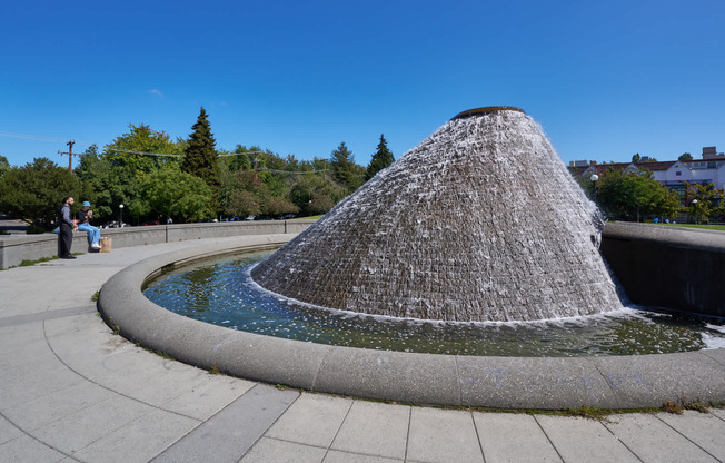 Relax Outdoors at Cal Anderson Park