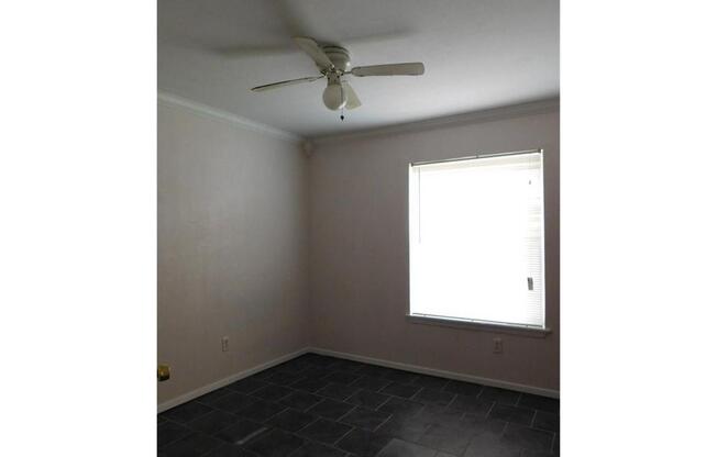 3 beds, 2 baths, $1,495