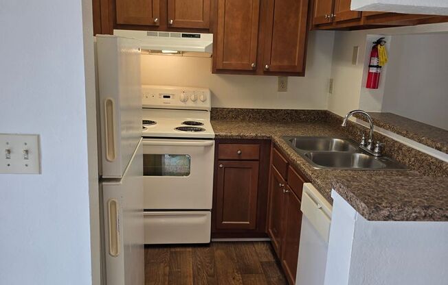 1 bed, 1 bath, 709 sqft, $830, Unit PG 0933