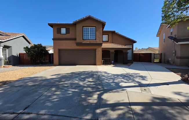 Welcome to Three Bedroom, Two in a half bath in Perris, CA!