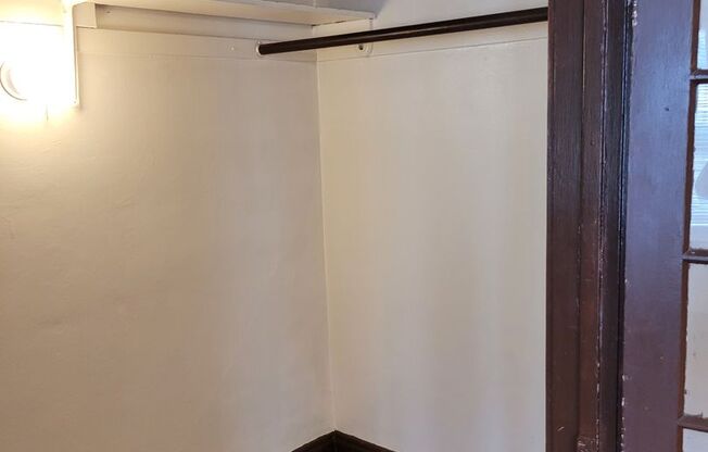 Studio, 1 bath, $775, Unit 205