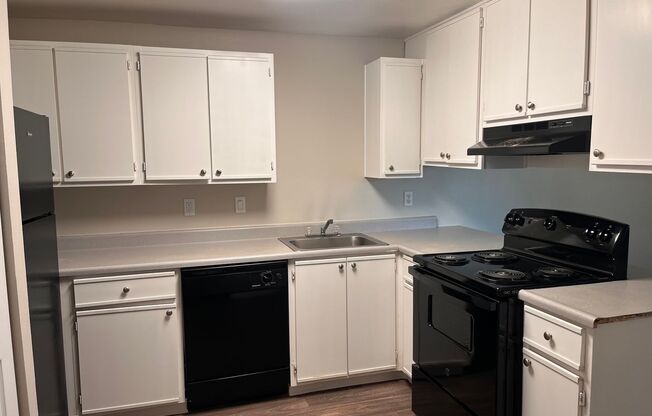 2 beds, 1 bath, 891 sqft, $1,550, Unit 309