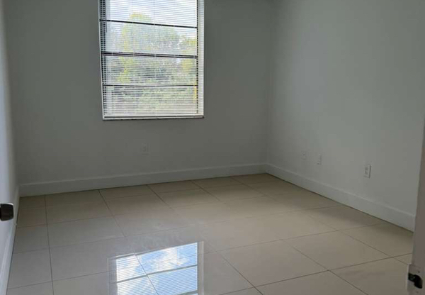 9460 Fontainebleau Blvd