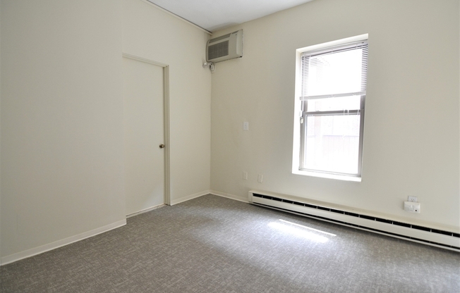 1 bed, 1 bath, 691 sqft, $3,055, Unit 41-4