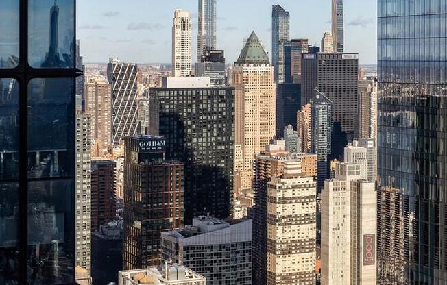 3 beds, 3.5 baths, 2,724 sqft, $27,000, Unit 7203