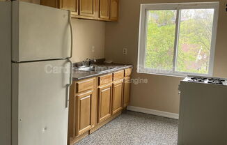 1 bed, 1 bath, $750, Unit A