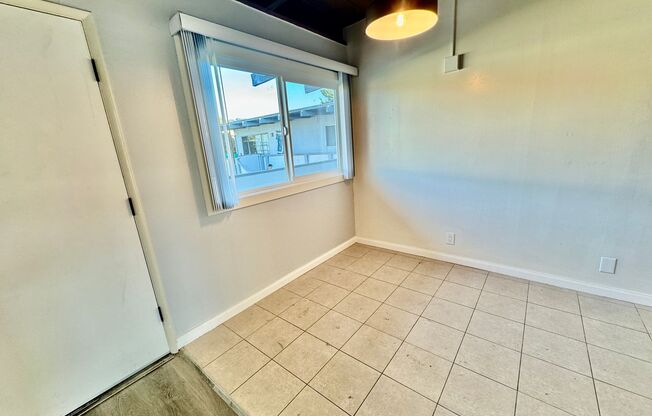 1 bed, 1 bath, 600 sqft, $1,800, Unit #24