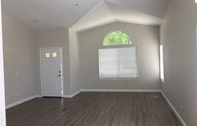 6742 REGAL OAKS RD