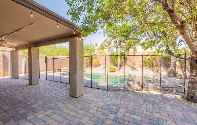 4 beds, 2.5 baths, $3,375