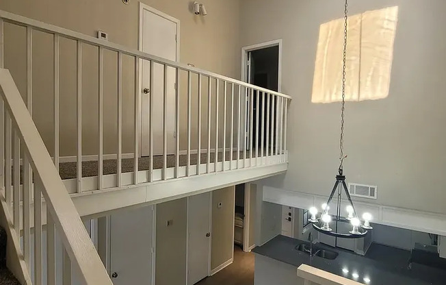 2 beds, 2.5 baths, $2,100, Unit APT #B1