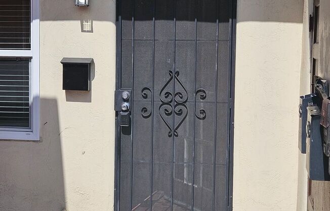 Cute 1BR in Golden Hill with $595.00 MOVE_IN SPECIAL