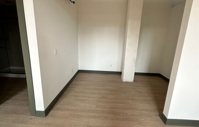 1 bed, 1 bath, 1,050 sqft, $1,950, Unit 2219-028