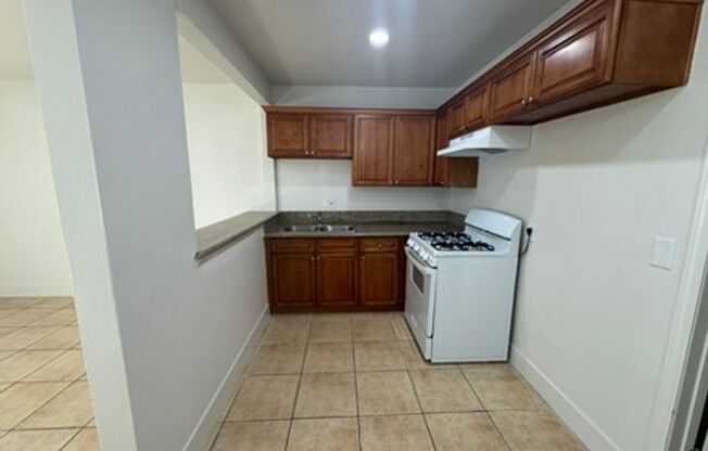 1 Bedroom 1 Bathroom Apartment in La Mirada
