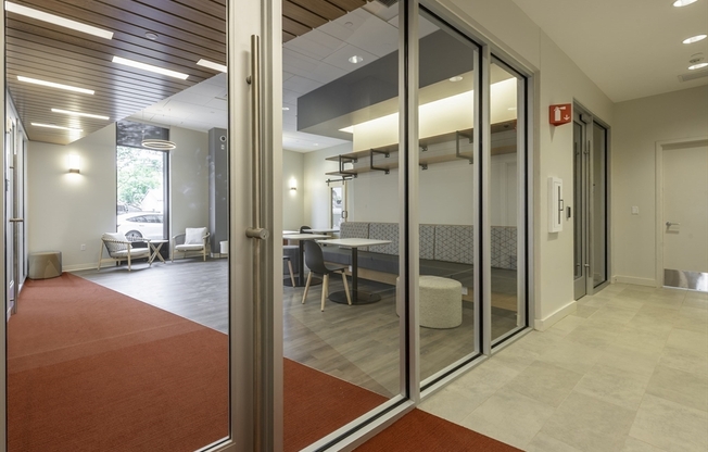 Studio, 1 bath, 475 sqft, $3,000, Unit 202