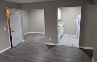 Mountain View 2 Bed 2 Bath 2 Balconies Top Floor Condo-Tons of Amenities