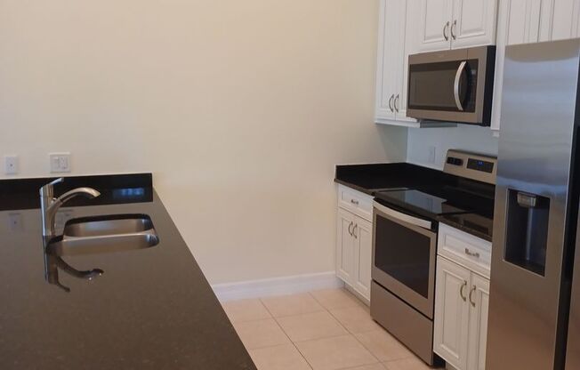 3 beds, 2 baths, 1,286 sqft, $1,850, Unit 1725 SW 32nd Terr