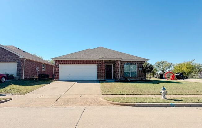4 Bedroom, 2 Bath House on Corner Lot in Crowley