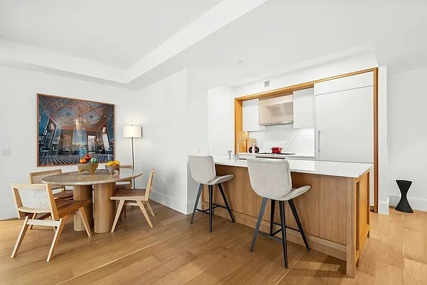 3 beds, 3.5 baths, 1,662 sqft, $14,000, Unit 8A