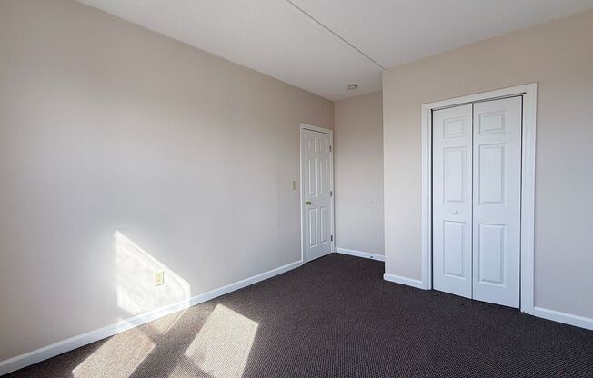 1 bed, 1 bath, 476 sqft, $1,280, Unit 405