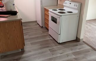 #125 GARDEN MANOR APTS