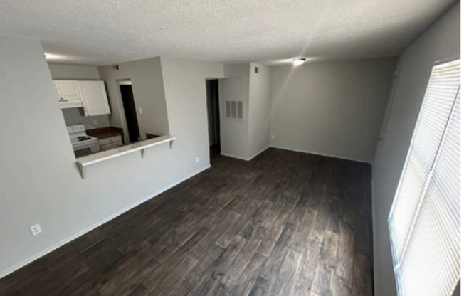 Saratoga Park Apartments Tenant Profile and Rental Offering