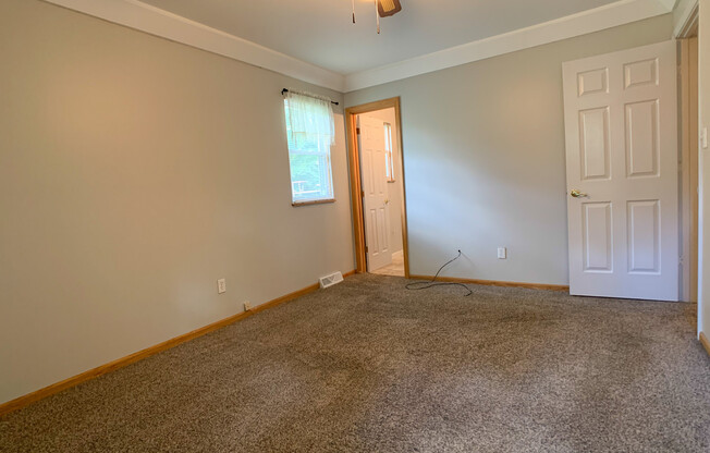 3 beds, 2 baths, $1,830