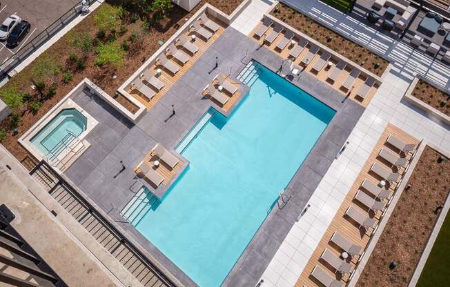 365 Nicollet Aerial Pool View