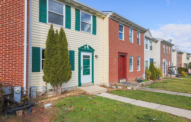 3 beds, 2 baths, $2,045