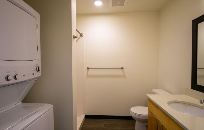 Studio, 1 bath, $1,275, Unit 407