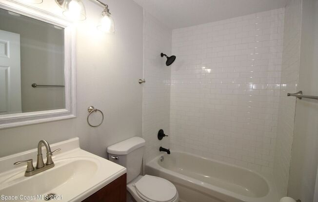 Newly Remodeled 3 Bedroom, 2 Bathroom Home in Melbourne, FL!