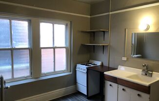 Studio, 1 bath, 270 sqft, $625, Unit 413