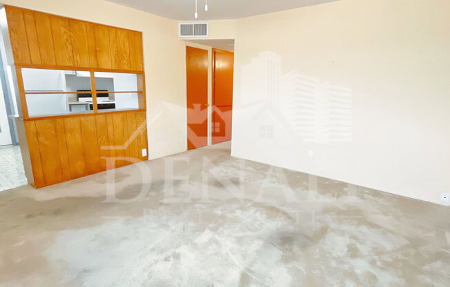 1515 W HUNTINGTON DR