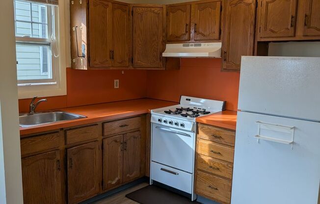 567-569 Somerville Avenue &amp; 2/4 Beech Street