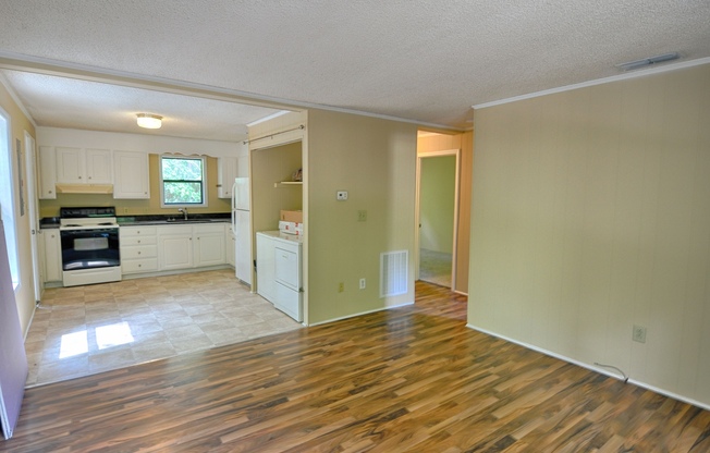 106 Forsyth Drive