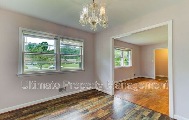 317 JOHNSTON DR