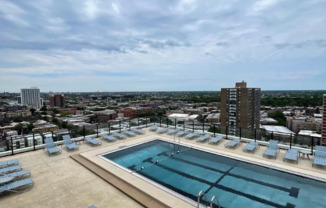 720 W Gordon Ter