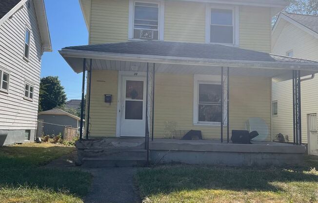 3 beds, 1 bath, $1,200