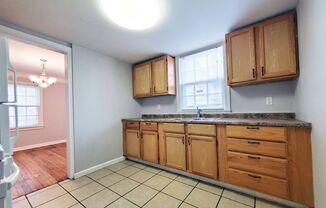 3 beds, 1.5 baths, $1,525