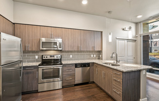 Weatherford 1321 E John Street