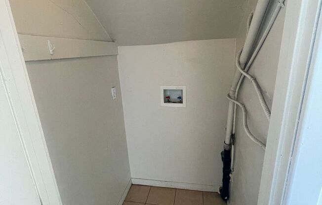 3rd st 3921