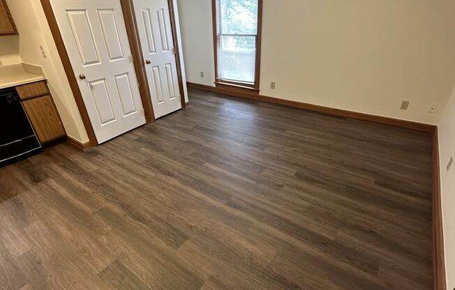 1 Bedroom 1 Bathroom Condo!