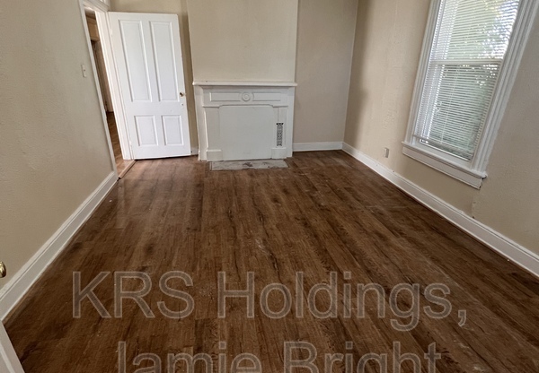 2610 4 AVE